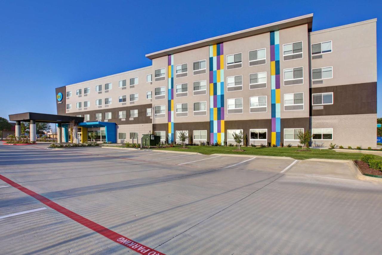 Tru By Hilton Grand Prairie Hotel Exterior photo